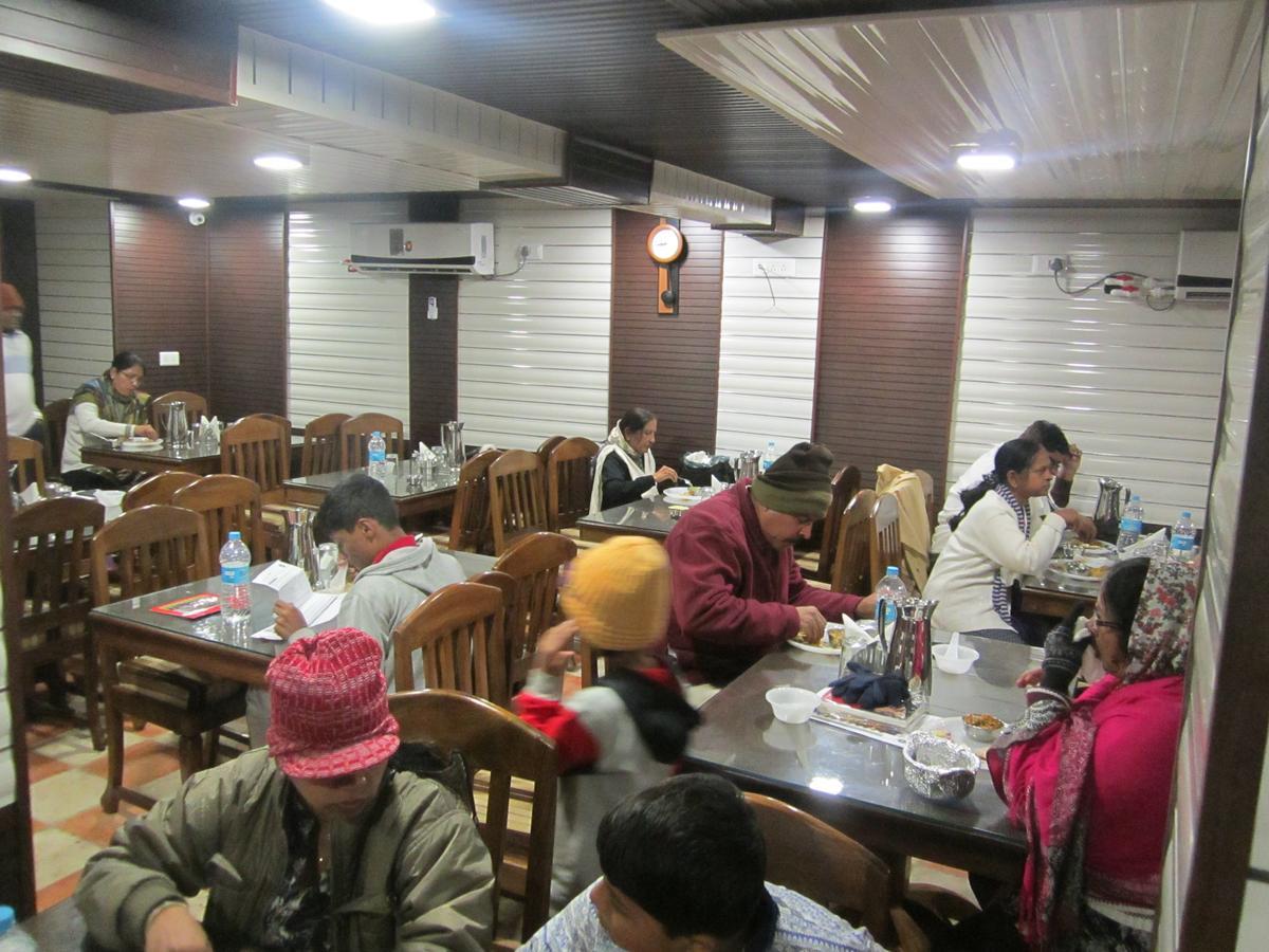 Hotel Akbar Sonamarg Luaran gambar